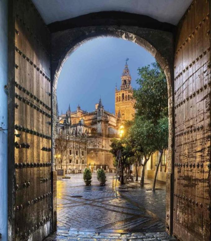 Apartamento Acogedor Junto A Calle Betis, Triana-Los Remedios セビリア エクステリア 写真